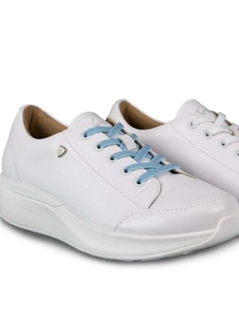 Xelero  Heidi White Leather X22201  Walking Shoe Women Size 38 (7.5-8 US)